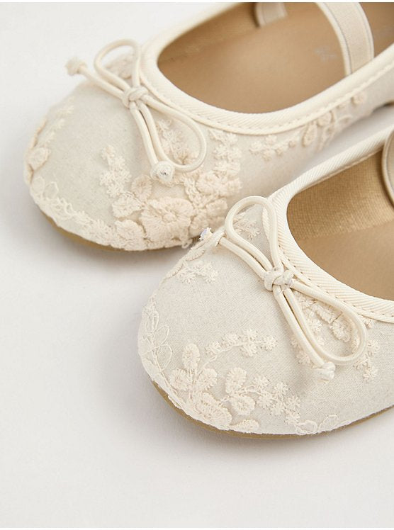 George Stone Lace Embroidered Ballet Flats 9 euro 27