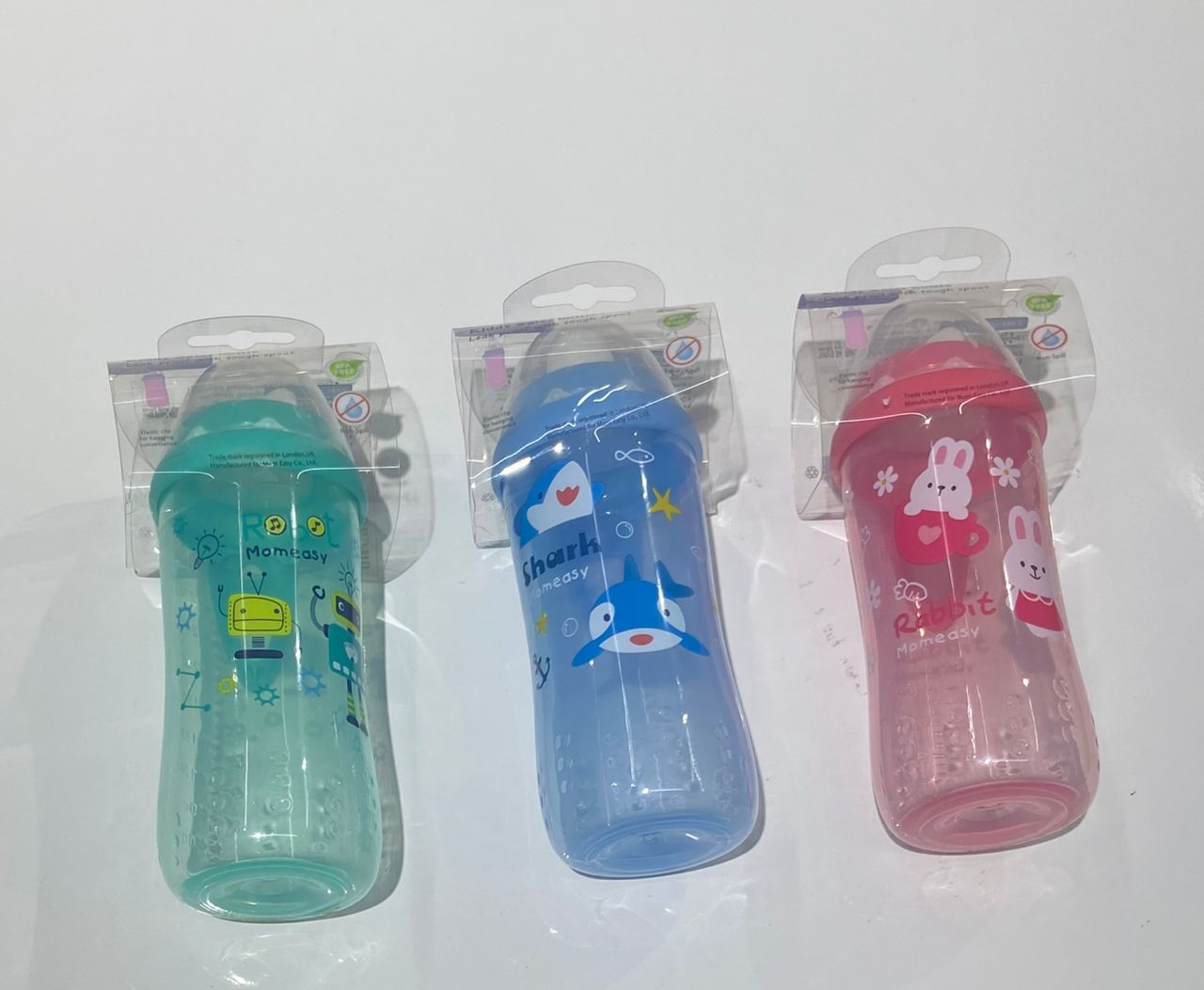 Momeasy kiddy water bottle 12 M + – accessory item for kids