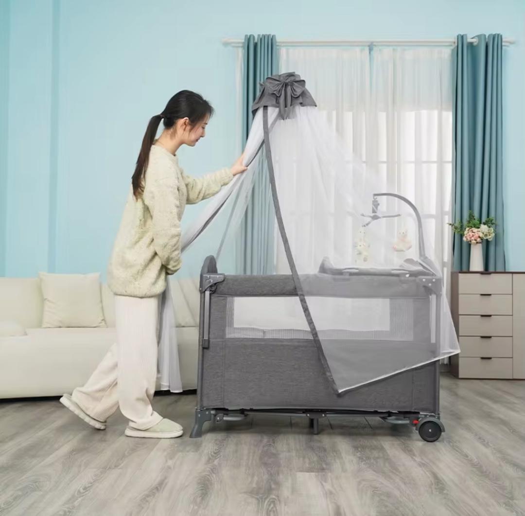 Cool Baby, Baby Court