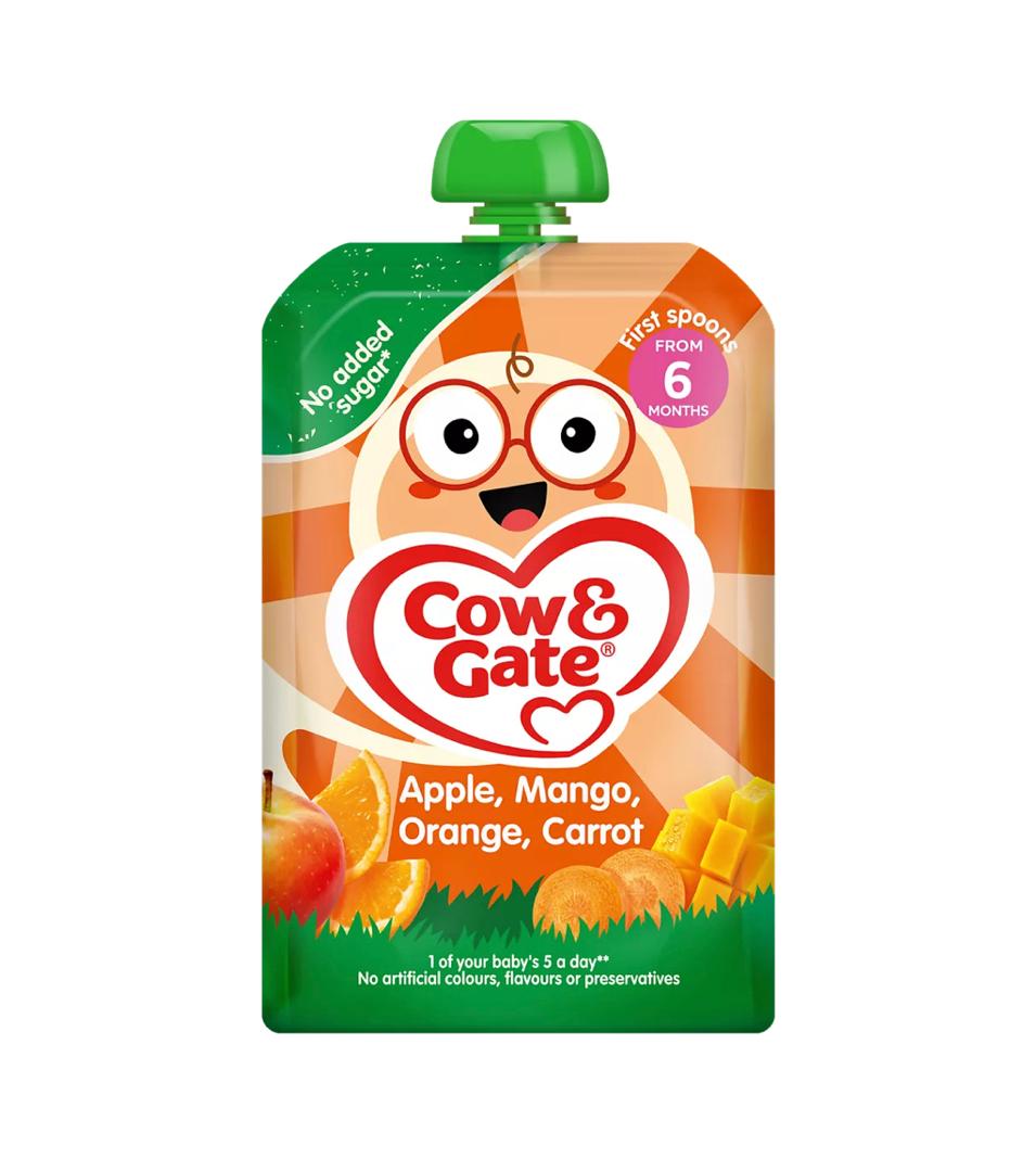 Cow & Gate Pouch Apple, Mango, Orange, Carrot 100g