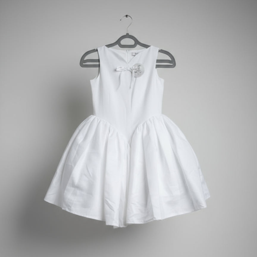 Nikolia ( girls) 8-10 years